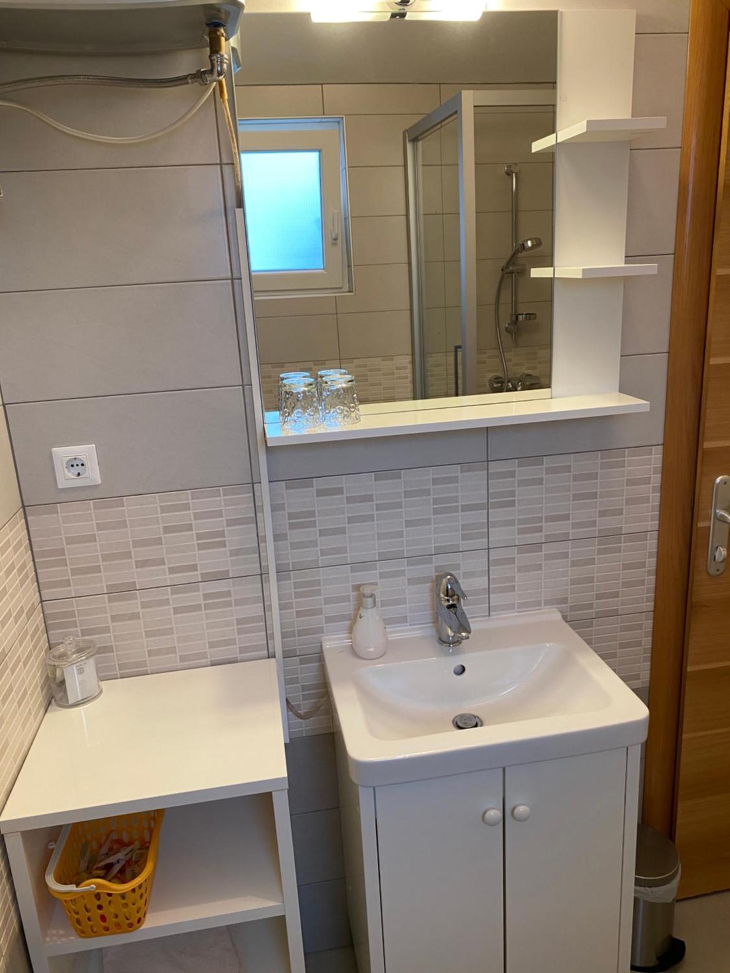Apartma Klara *