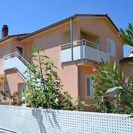 Apartment Klara Krk Town Exterior photo